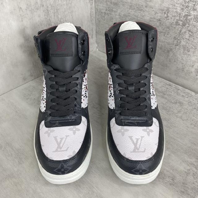 高帮运动鞋 Monogram 丹宁布取自可循环聚酯纤维