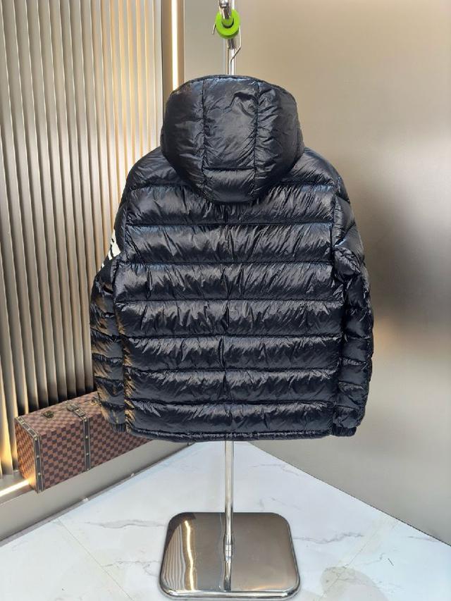高端推荐牛货 2025秋冬款男士原单纯正90羽绒服！贵族血统