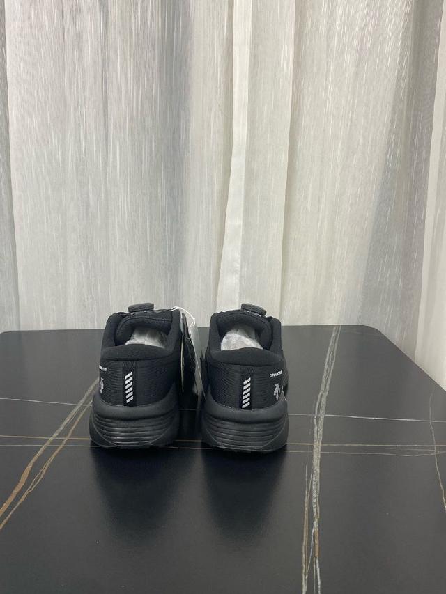 迪桑特DESCENTE Enerzite 时尚潮流 低帮跑步鞋