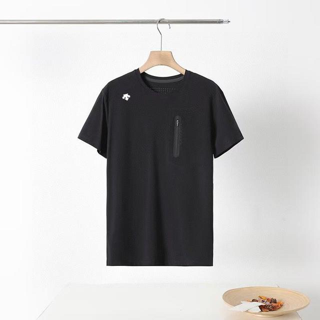 迪桑特夏季翻领短袖运动休闲POLO衫 —款型简约经典