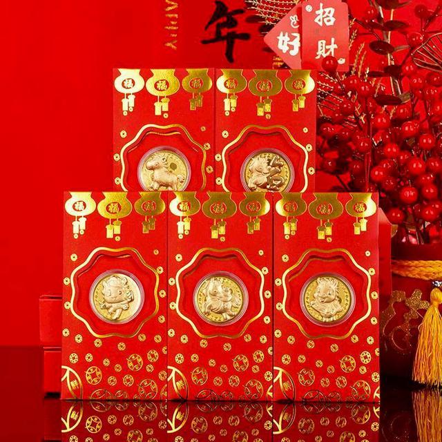 預購 香港 新春限定金箔元寶紅包袋(款式隨機)《一組3件》-12/10號中午12點結單