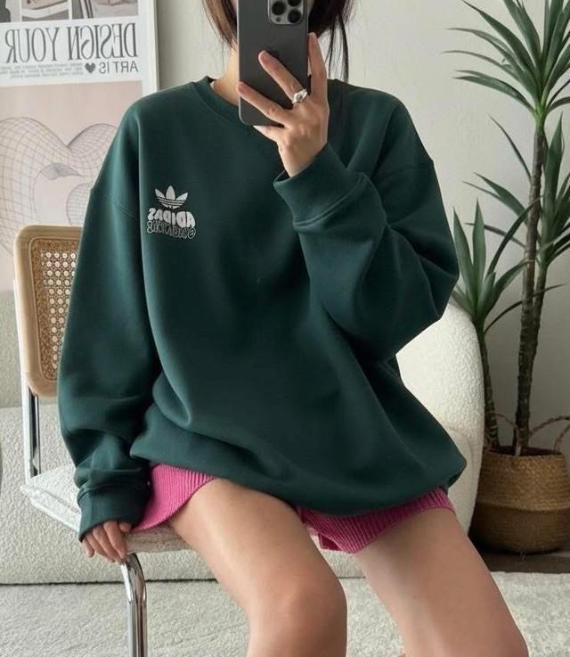 美國🇺🇸 Adidas Originals 女款泡泡字母大學T #隨時結單