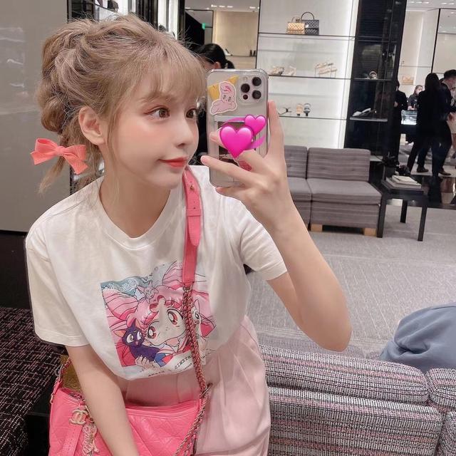 美少女短袖