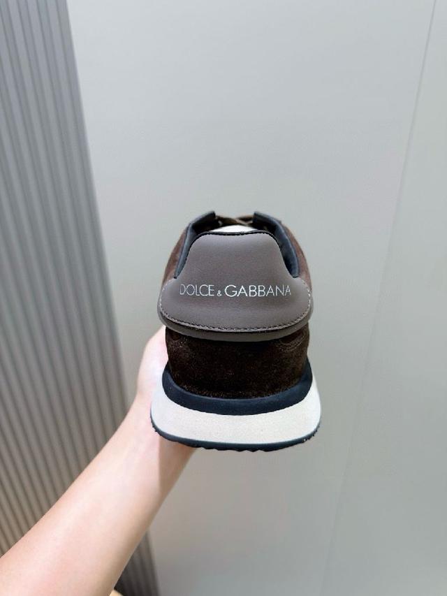 范思哲官网原单商务休闲驾车豆豆鞋，最新元素潮爆全球