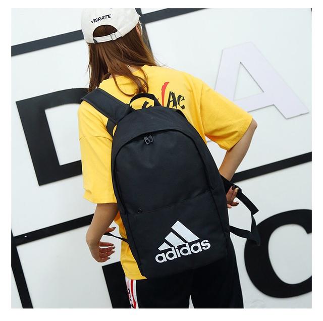 adidas 阿迪达斯专柜同步,男女通用.高品质双肩背包情侣包