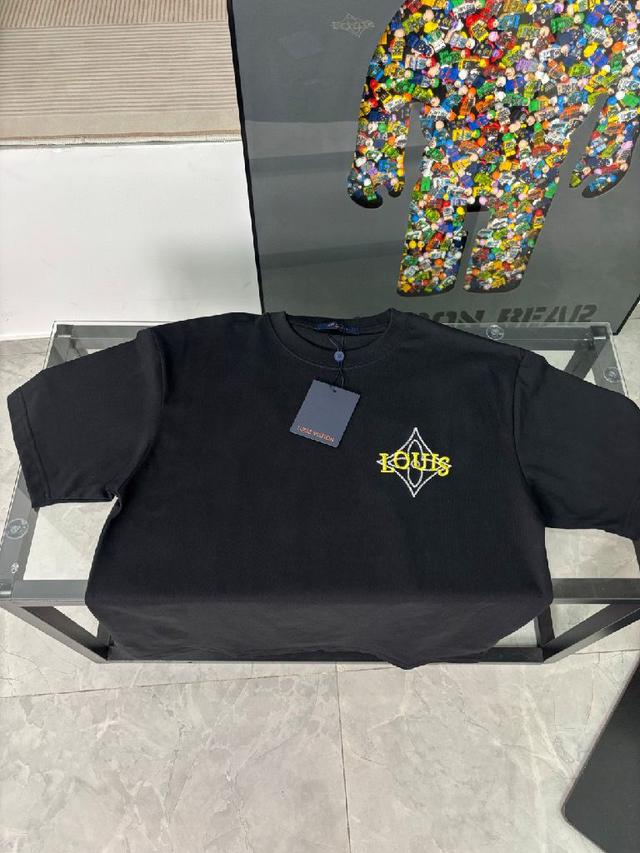 LV 路易威登最新项链印花短袖T恤男女同款