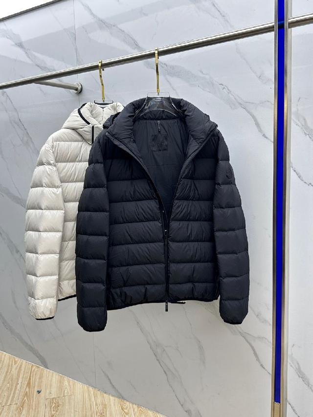 羽绒服2025最新款时尚设计师款羽绒外套.（连帽可拆卸