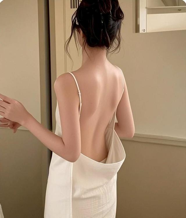 238655穿戴式露背吸水透氣紗布浴袍