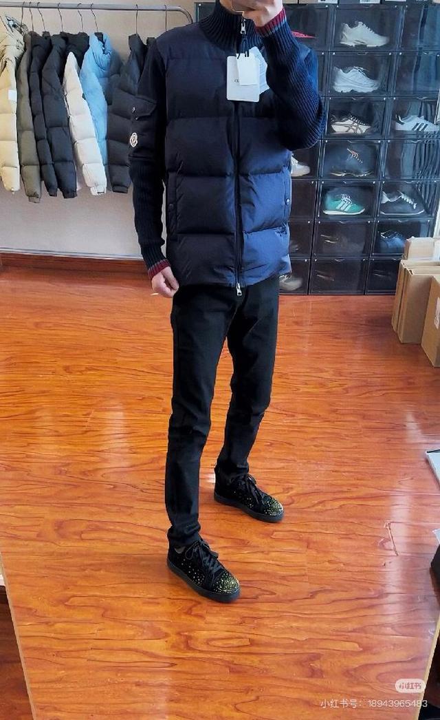 MONCLER 蒙口秋冬设计师款拼接针织羽绒服外套