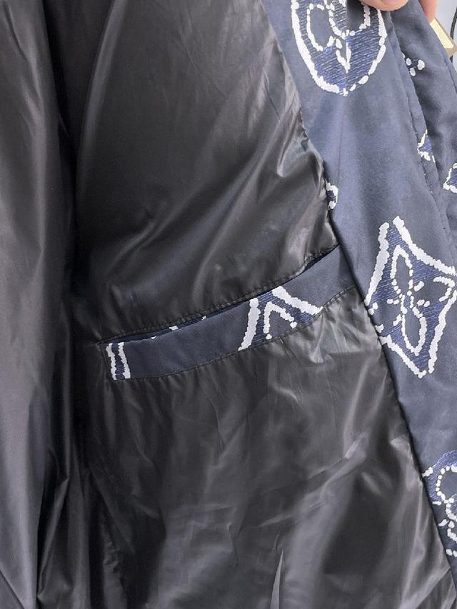 官网款2025秋冬新款羽绒服。这款号称羽绒服届最高端的