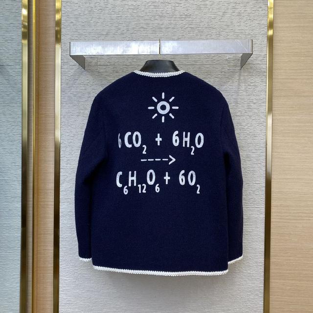 开模订制青铜材质金色船锚手缝扣子，白色款后幅为无绣花版