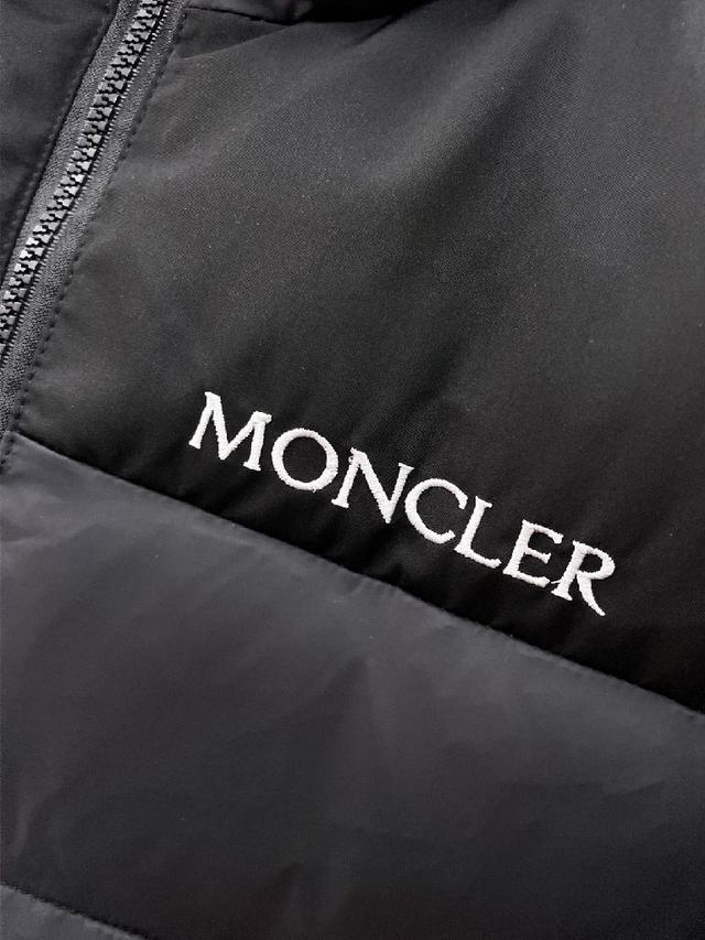 2025秋冬新款羽绒服。这款号称羽绒服届最贵的，全部90绒的