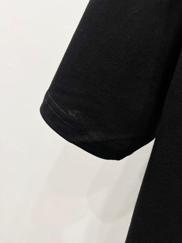 法国路威酩轩集团-LVMH旗下品牌，著名奢侈品箱包和