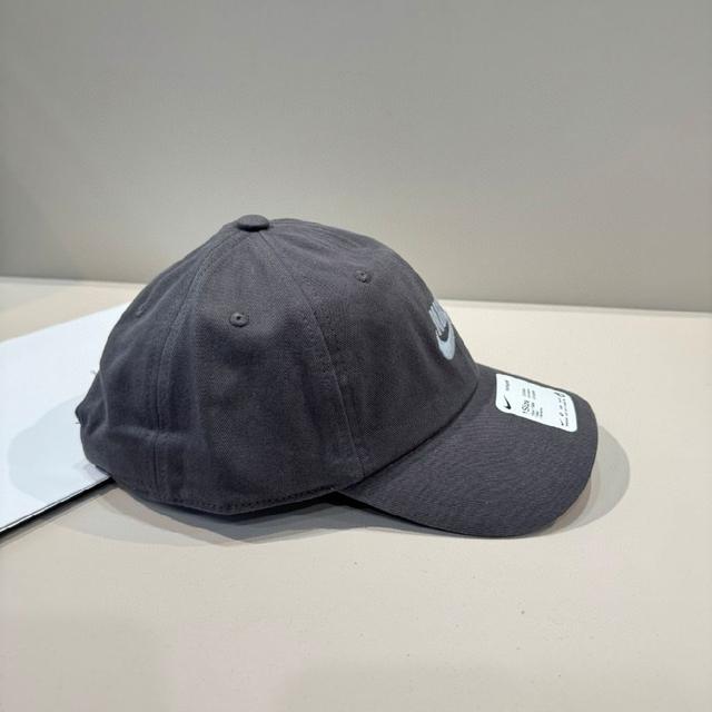 官网新品棒球帽，原单品质火爆来袭 🔥🎩 工艺非常精美 高