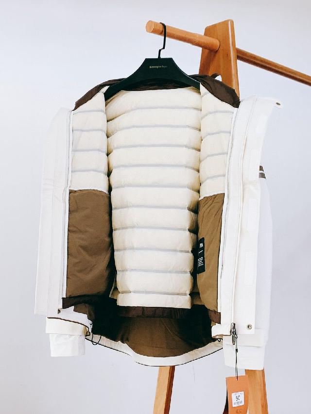 杰尼亚 2025FW秋冬新品 三合一连帽羽绒服，重塑