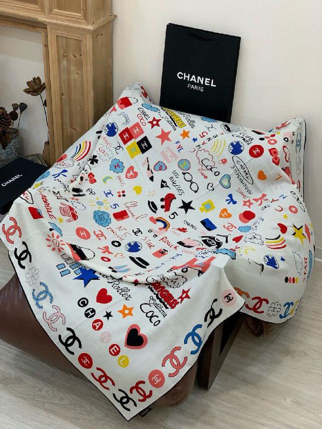 高级感十足的字母CC，和一切经典元素争锋的独一份👍