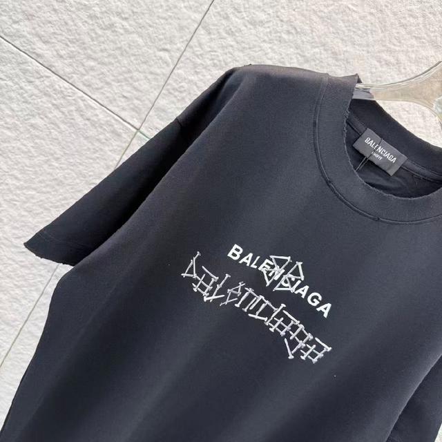 2026春夏新款 3D立体滴胶 洗水磨破  圆领短袖t恤 上身超舒服