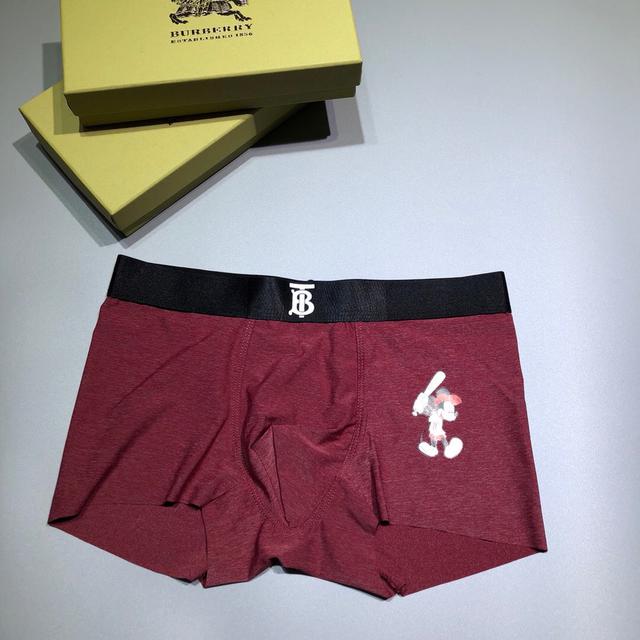 Burberry 巴宝莉 米老鼠系列