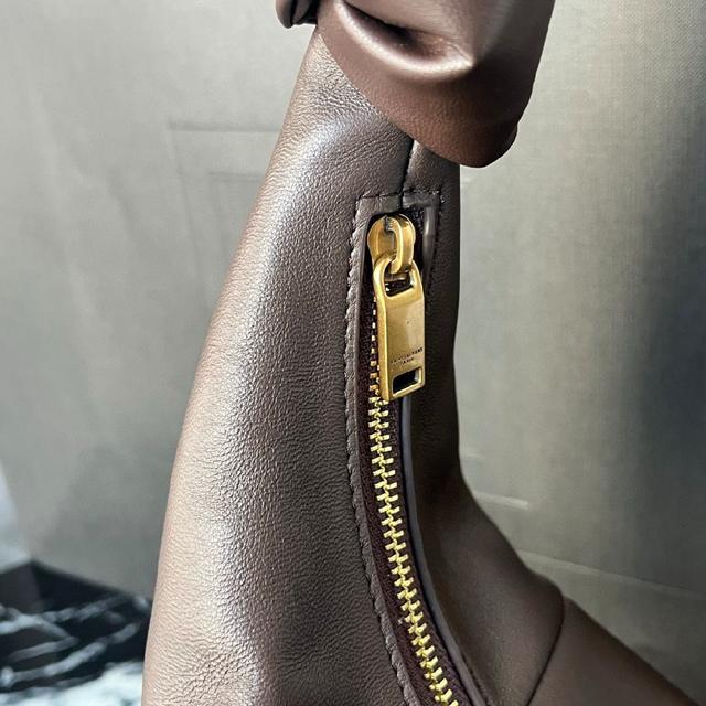 女士AMALIA羊皮革HOBO手袋。𝒀𝑺𝑳 | 𝑨𝒎𝒂𝒍𝒊𝒂 🥐🥐🥐