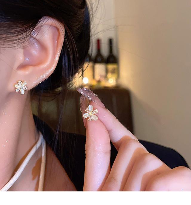 【長期團2026】【預購商品】【批發】韓系氣質貓眼石花朵鑲鑽 925銀針耳環86776