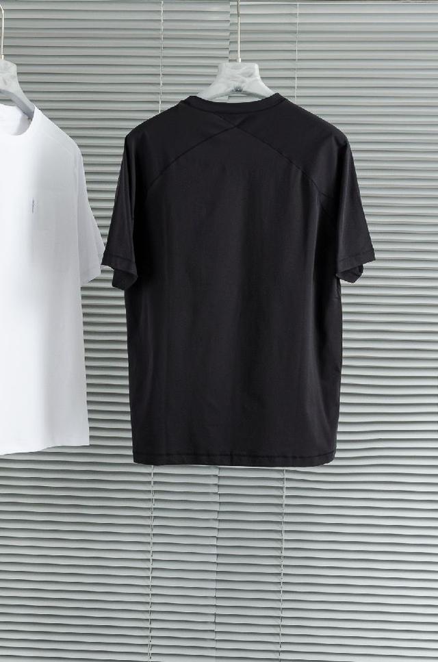 迪桑特 DESCENTE /25ss春夏新品 户外防晒速干吸湿运动抗菌短袖T恤