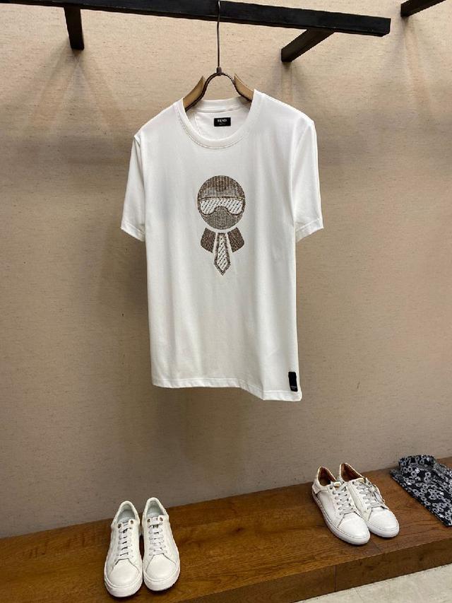 Versace/范思哲美杜莎2025新款烫钻短袖，高版本，专柜同步