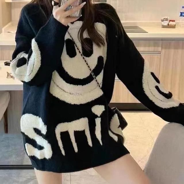 秋冬新款慵懶笑臉寬鬆針織毛衣(預購)