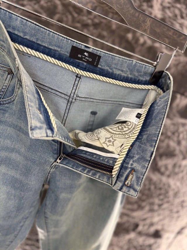 Tom Ford 汤姆福特TF2026ss 早春新品\n男士棉质 直筒牛仔裤\