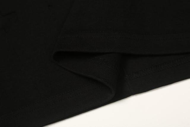 PUMA OVERSIZED T-SHIRT IN BLACK FADED 联名合作系列徽章