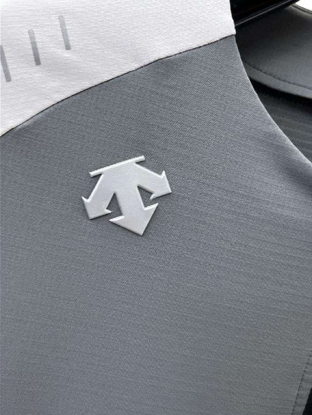 新品】圆领打底衫单穿卫衣爆款 超前卫设计风格