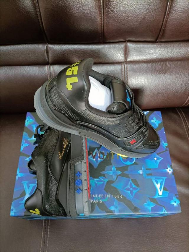 LV Trainer Sneaker 最高版本运动鞋
