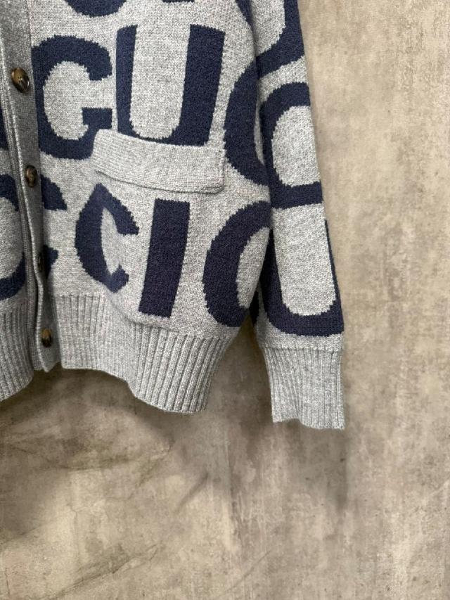 面料：采用380克双股毛圈。螺纹搭配420克双纱。刺绣工艺3D立体刺绣