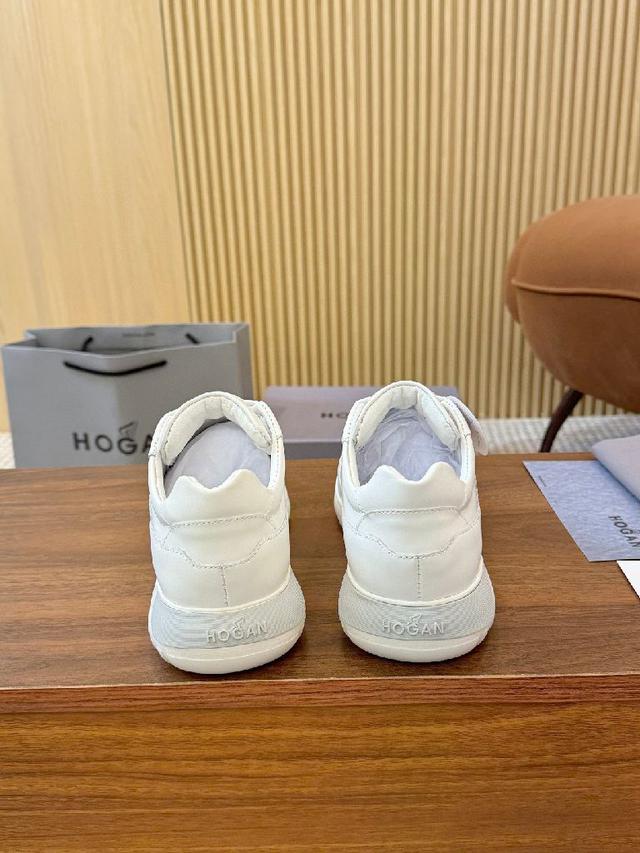 众多网红明星纷纷开秀上脚 ， 面料：进口牛反绒