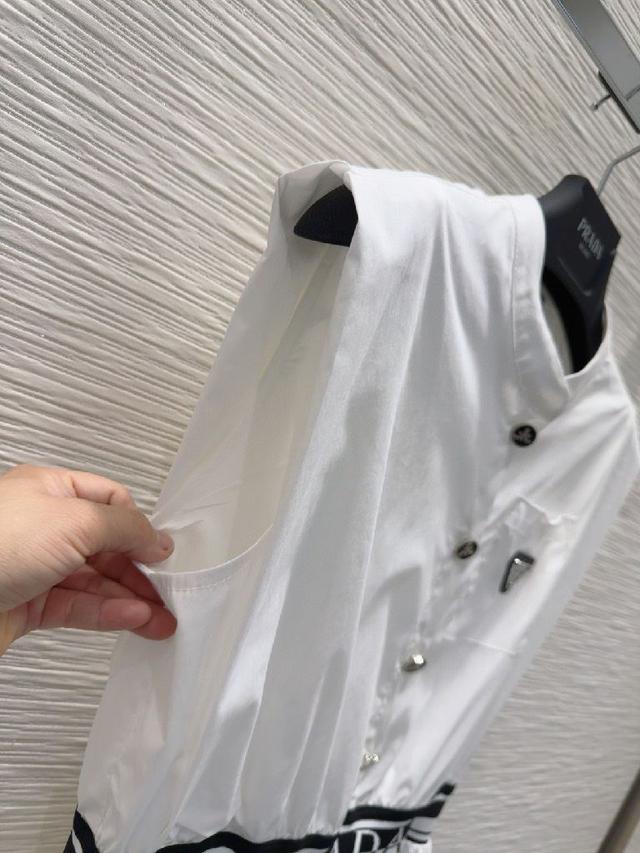 经典F小字母印花浅褐色条纹衬衫高级感衬衣出货，