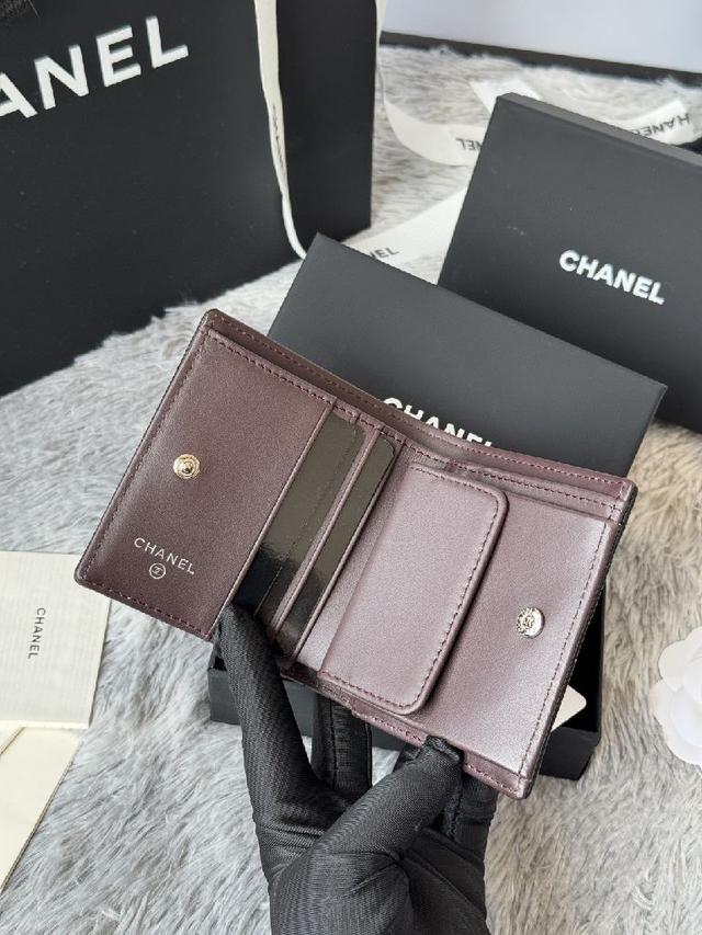 对折短钱包到货🌹进口牛皮制作内里带零钱袋 这类钱包超级实用