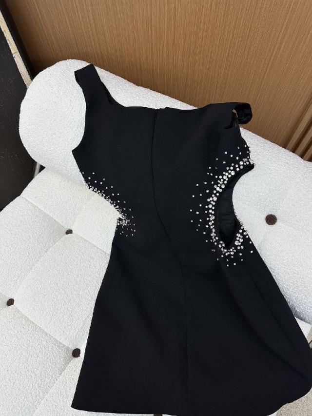 连衣裙 小腰精 经典小方领版型大方优雅