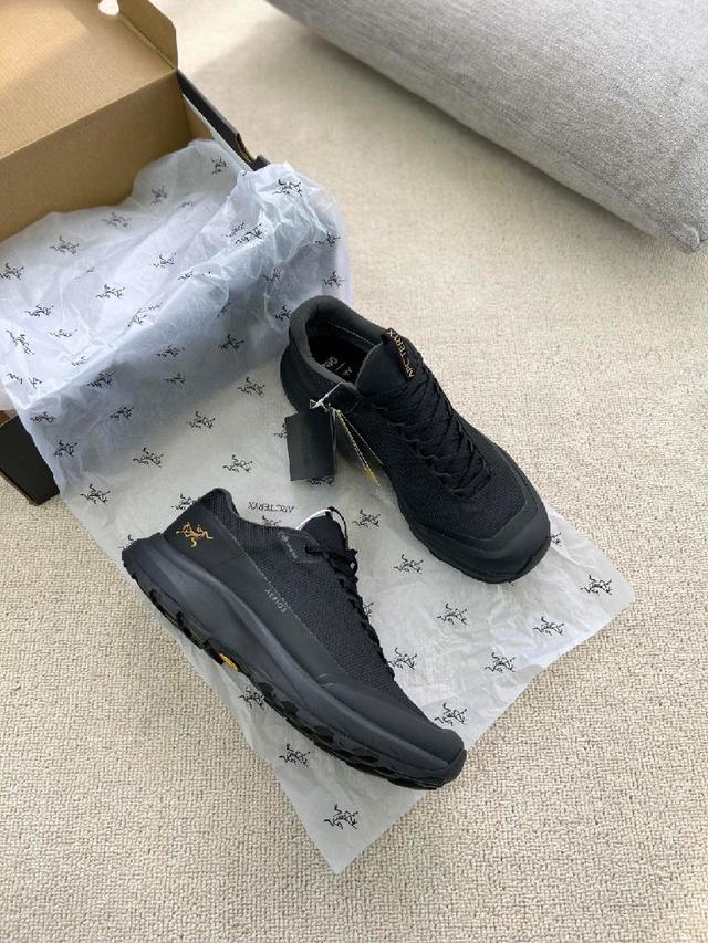 莞产，原单】迪桑特DESCENTE Ski Style 时尚 耐磨 低帮