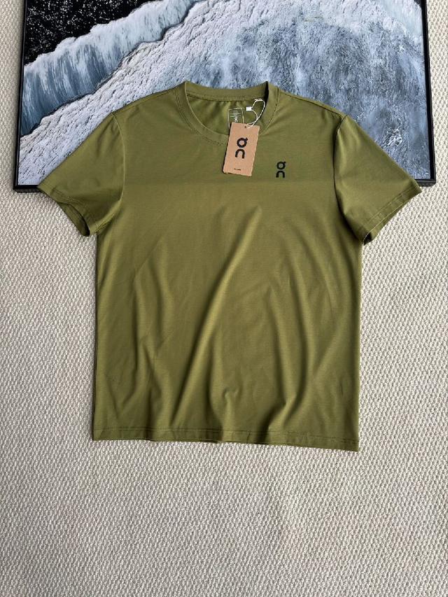 男装空气层半高领长袖：黑色，杏色，枣红 尺码L-5xL