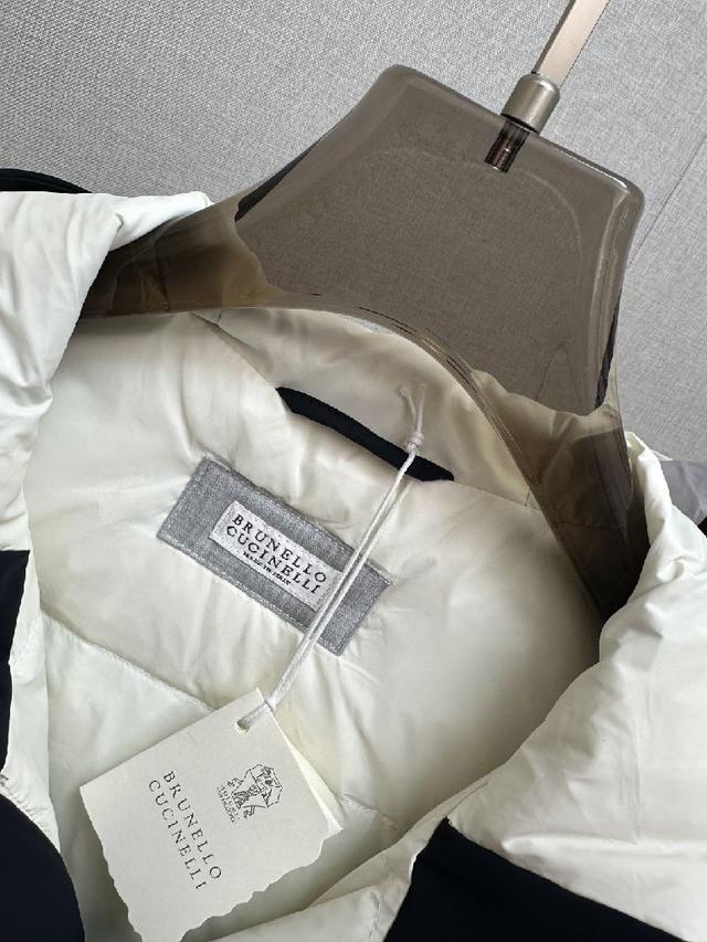 马甲2025新品 BURB 新款羽绒马甲 秀场新品，品相非