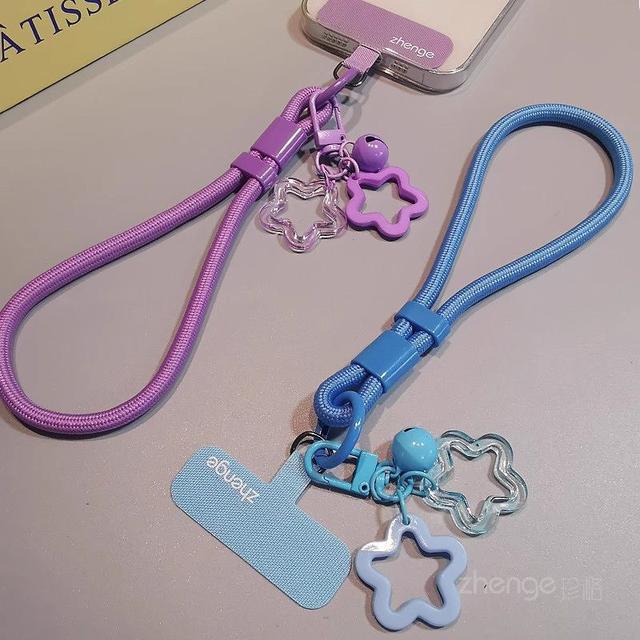 ins星星鈴鐺短款手機掛繩(預購)