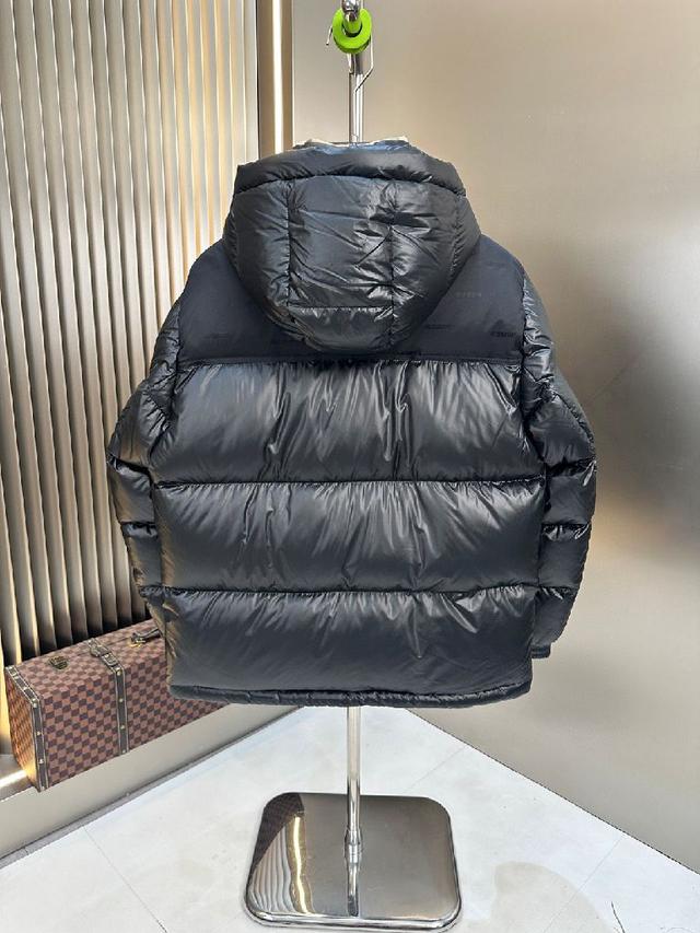 Louis Vuitton路易威登💥独家专供秋冬新款连帽羽绒服