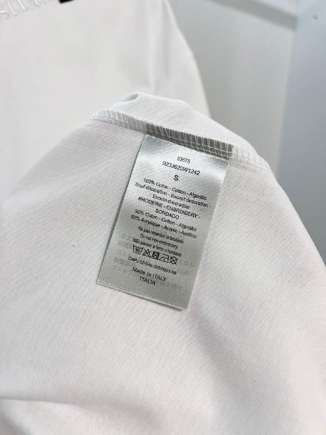 色刺绣logo 男女同款 短袖t恤 ·定制320克重100％双纱