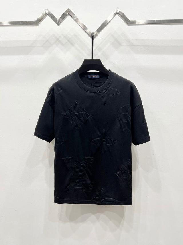 路易威登LV25FW暗纹老花满印浮雕logo针织短袖圆领毛