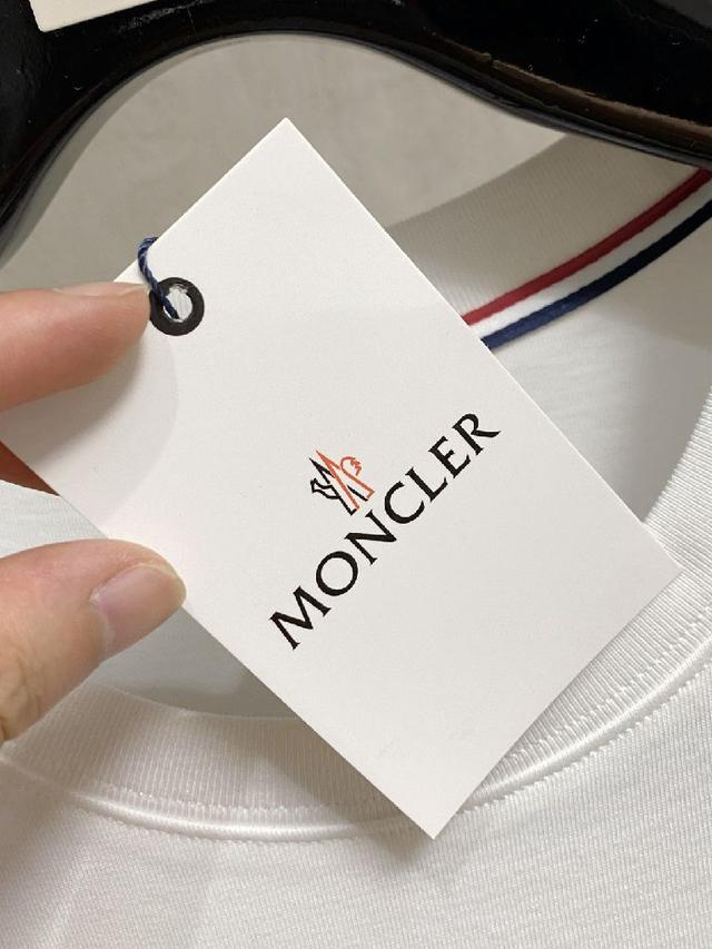 moncler  2025ss新款 半袖 体恤 短袖 圆领T恤，高端版本