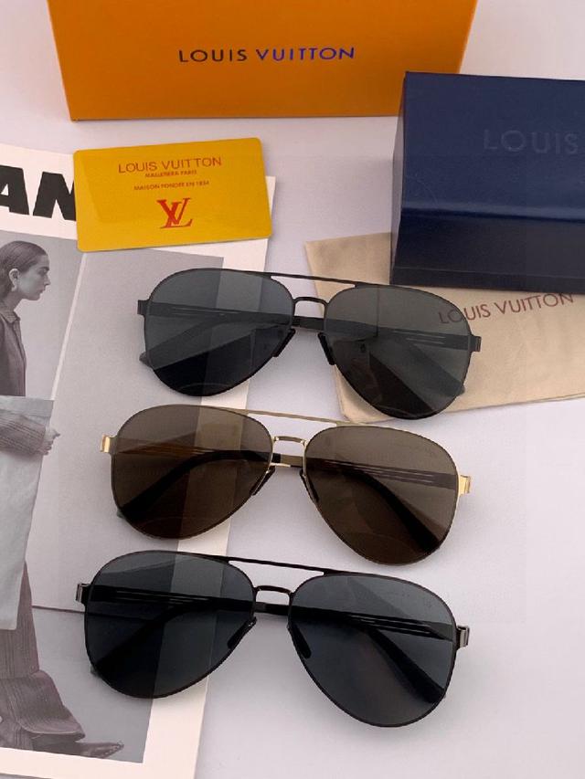 电镀永不褪色 超轻超有弹性整幅眼镜无螺丝重要的是压不坏