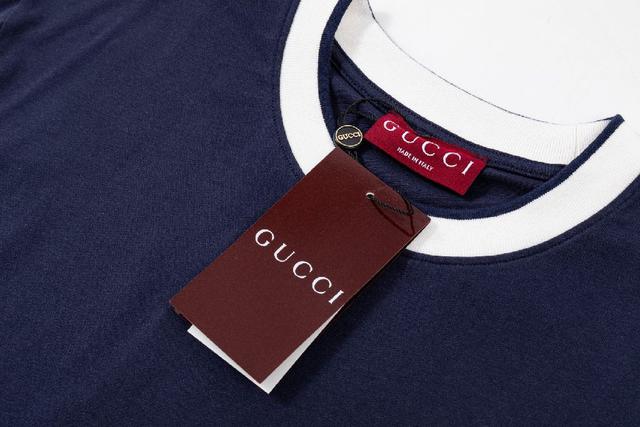 时尚休闲标签圆领短袖T恤 原版进口面料 舒适透气 顶级刺绣🪡