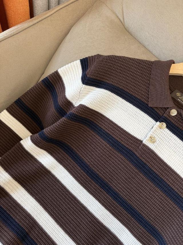 耗时数月雕琢的立体菱形提花，经纬间织就建筑美学肌理，