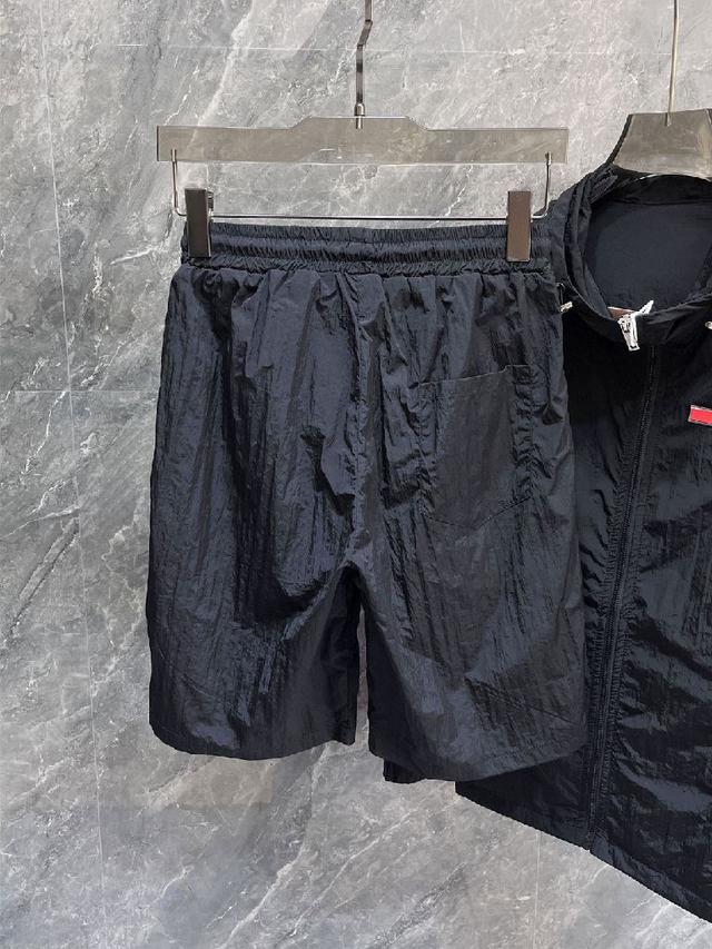 2025春夏款！新款防风衣防晒衣套装薄外套夹克短裤套装