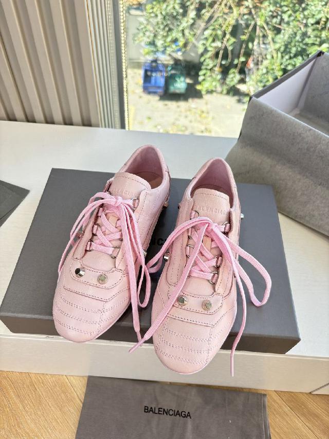 巴黎世家𝟐𝟓𝐀𝐖新品 运动风球鞋 ｜把先锋时髦焊在脚