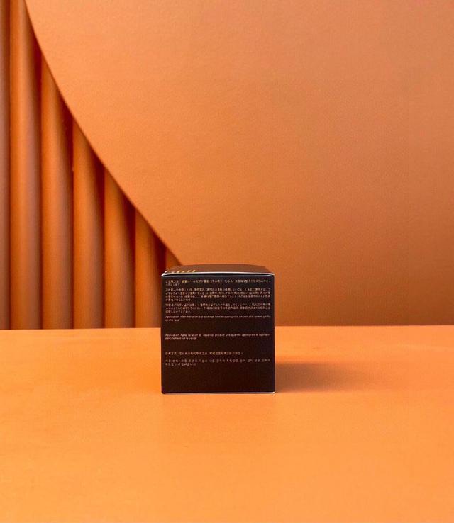 箐纯系列专属玫瑰香，味道很好闻。黄油质地，滋